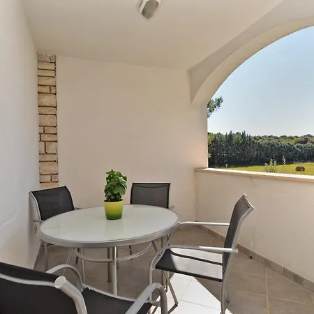 Apartament Dolinka *