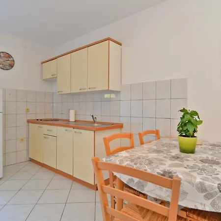 Dolinka Apartman Pula